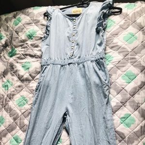 Top and bottom together.(not a two piece)